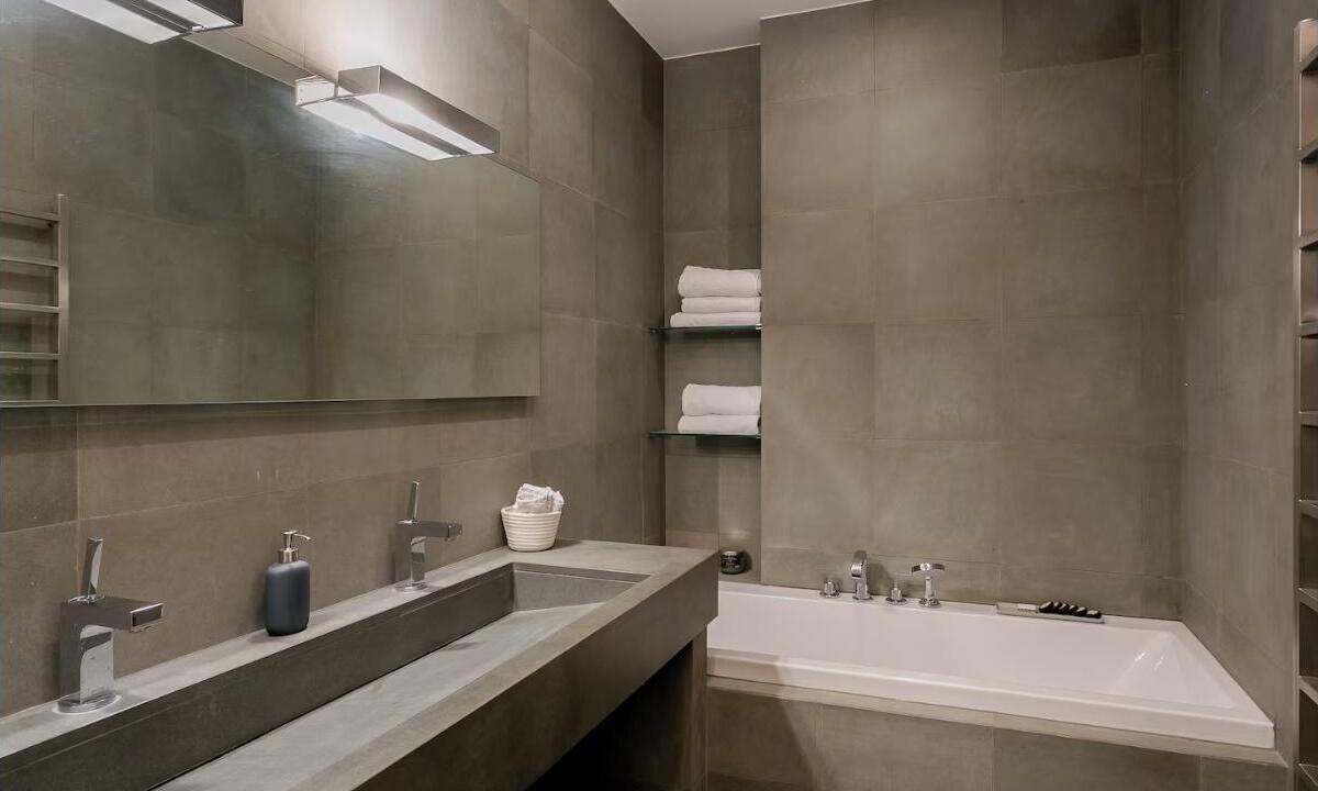 Photo of Bathroom in Quartier des Invalides