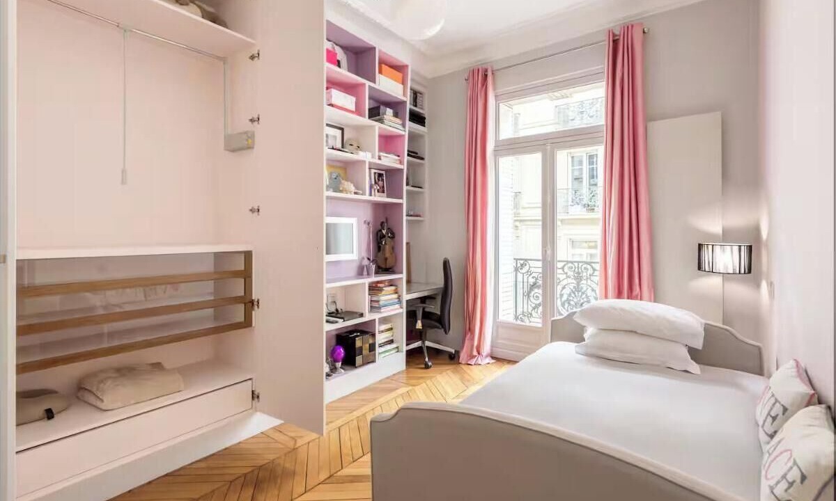 Photo of Bedroom in Quartier des Invalides