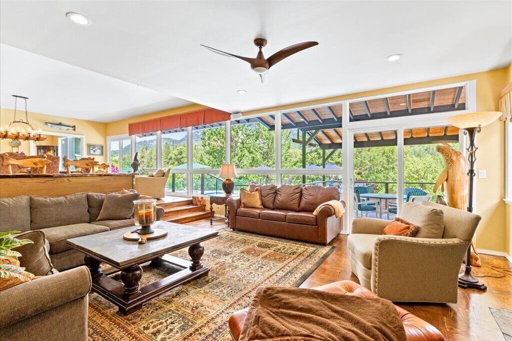 Photo of Bedroom in Grants Pass