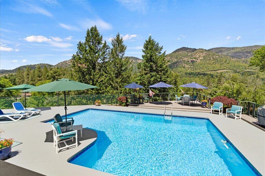 Photo of Outdoor in Grants Pass