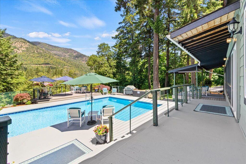 Photo of Outdoor in Grants Pass