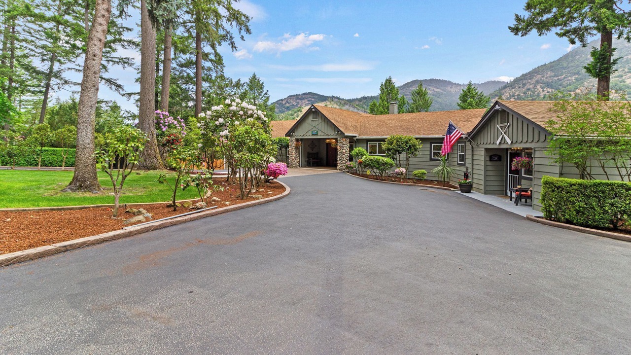 Photo of Outdoor in Grants Pass