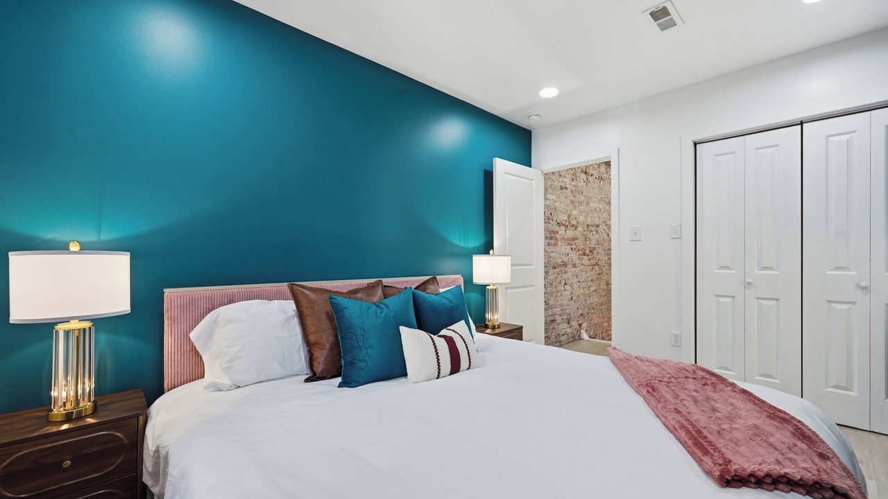 Photo of Bedroom in Point Breeze