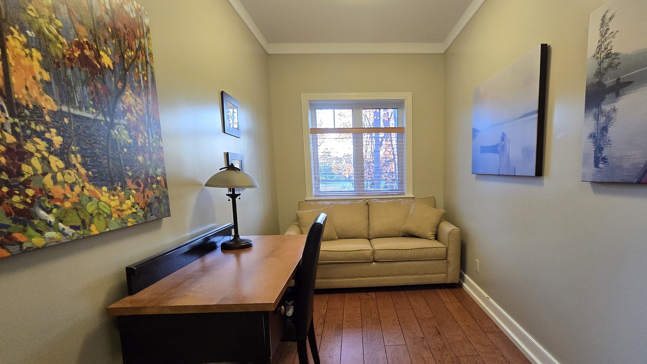 Photo of Livingroom in Rideau Lakes