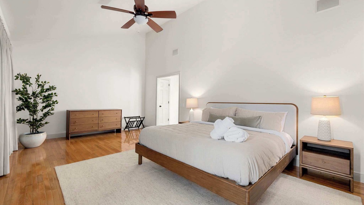 Photo of Bedroom in Downtown