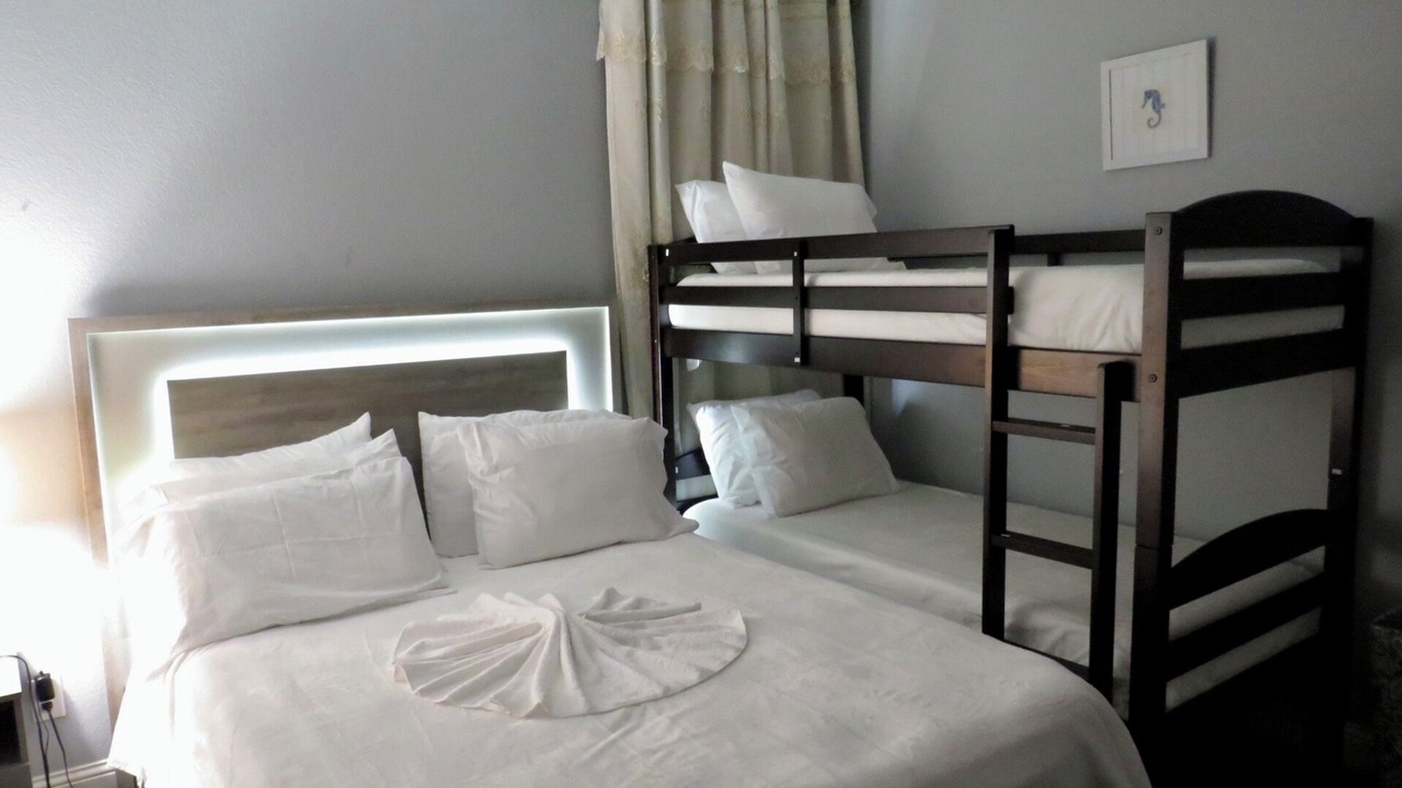 Photo of Bedroom in Oak Cliff