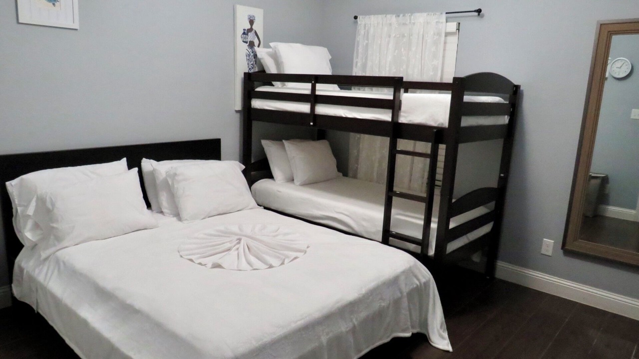 Photo of Bedroom in Oak Cliff