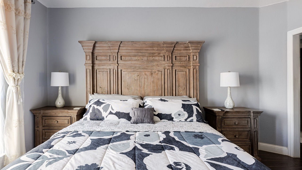 Photo of Bedroom in Oak Cliff