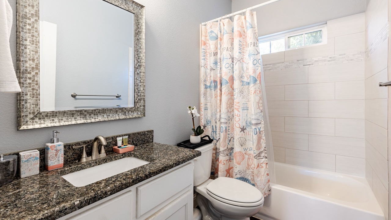 Photo of Bathroom in Oak Cliff