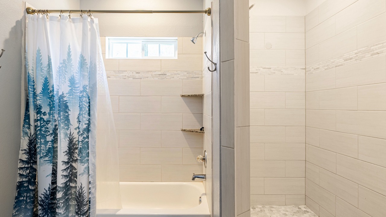 Photo of Bathroom in Oak Cliff
