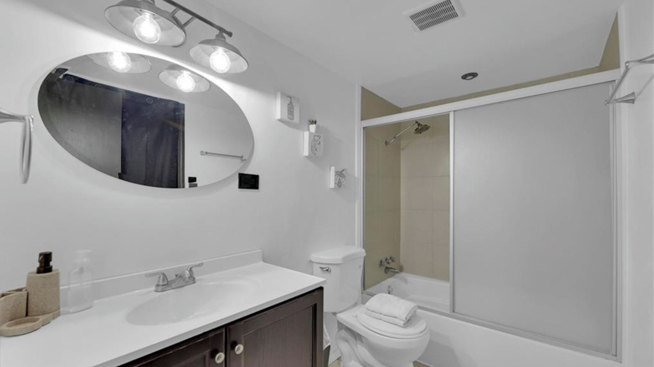 Photo of Bathroom in Edinburg