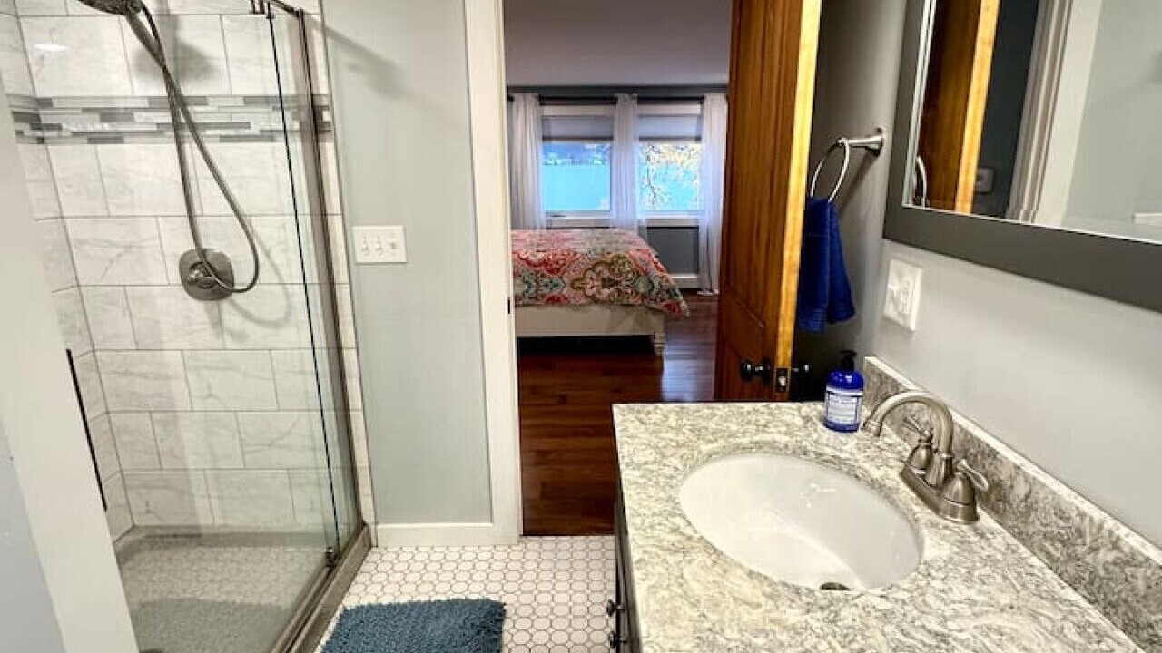 Photo of Bathroom in Livonia