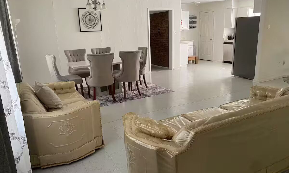 Photo of Livingroom in Holly Ridge