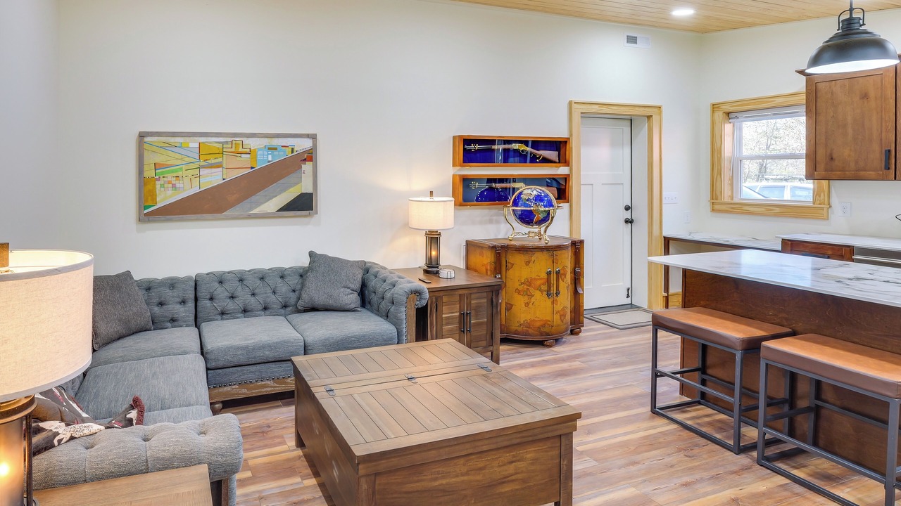 Photo of Livingroom in Hickman