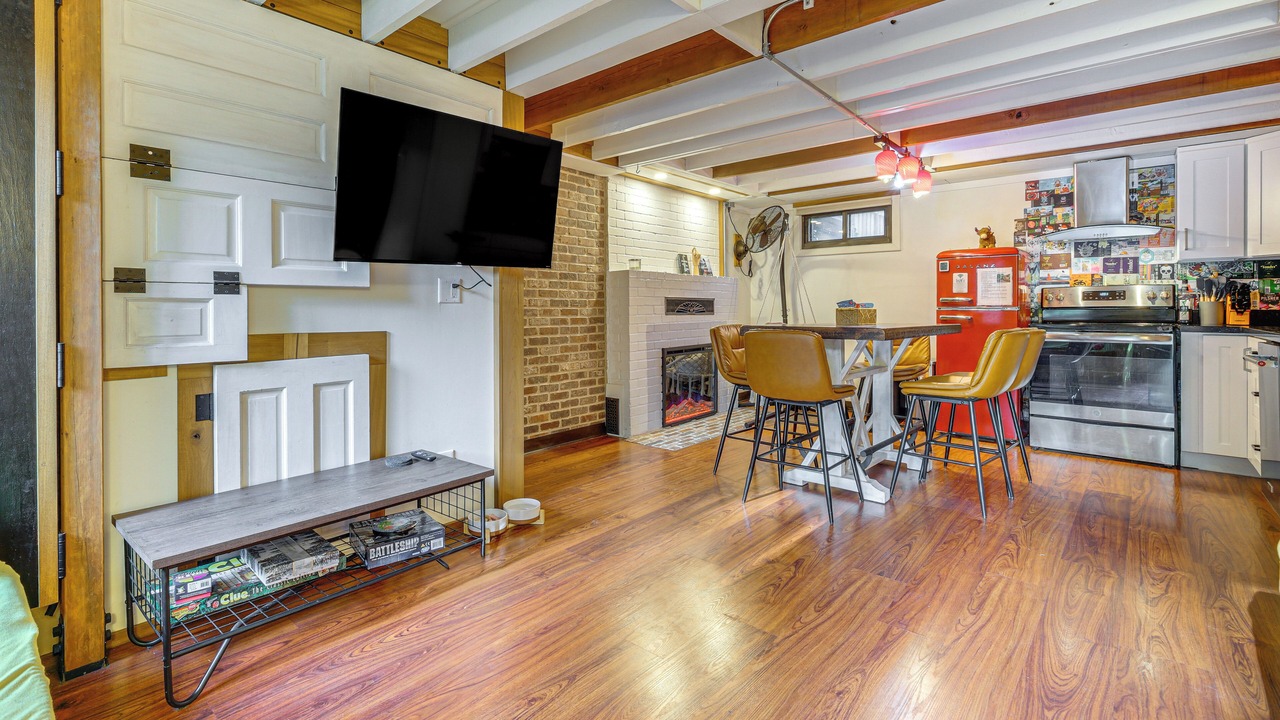 Photo of Bedroom in Seattle Metro Area