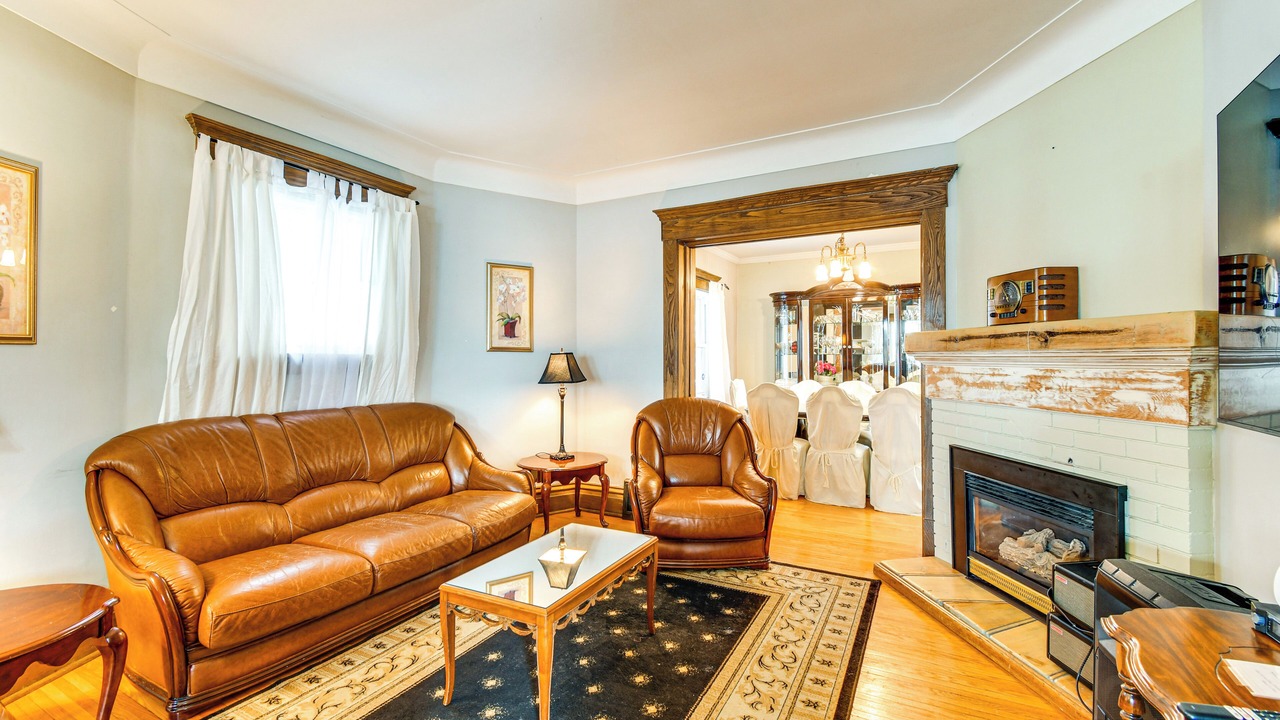 Photo of Livingroom in Niagara Falls