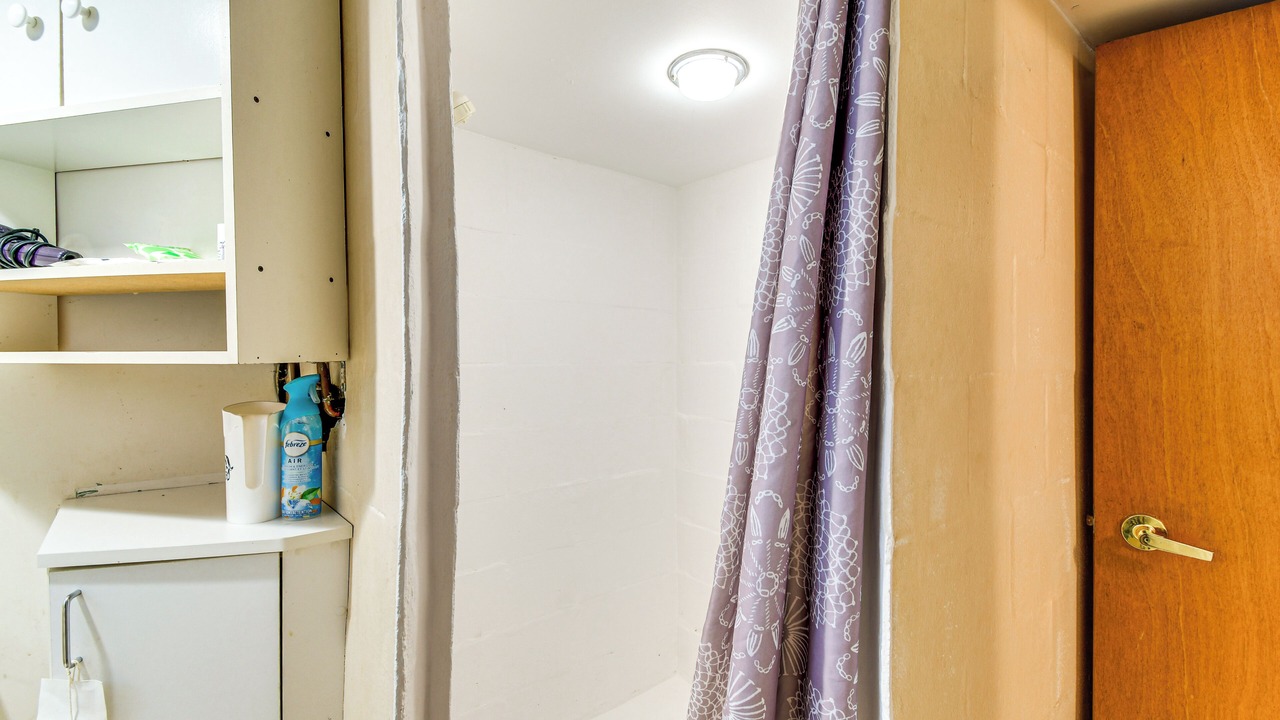 Photo of Bathroom in Niagara Falls