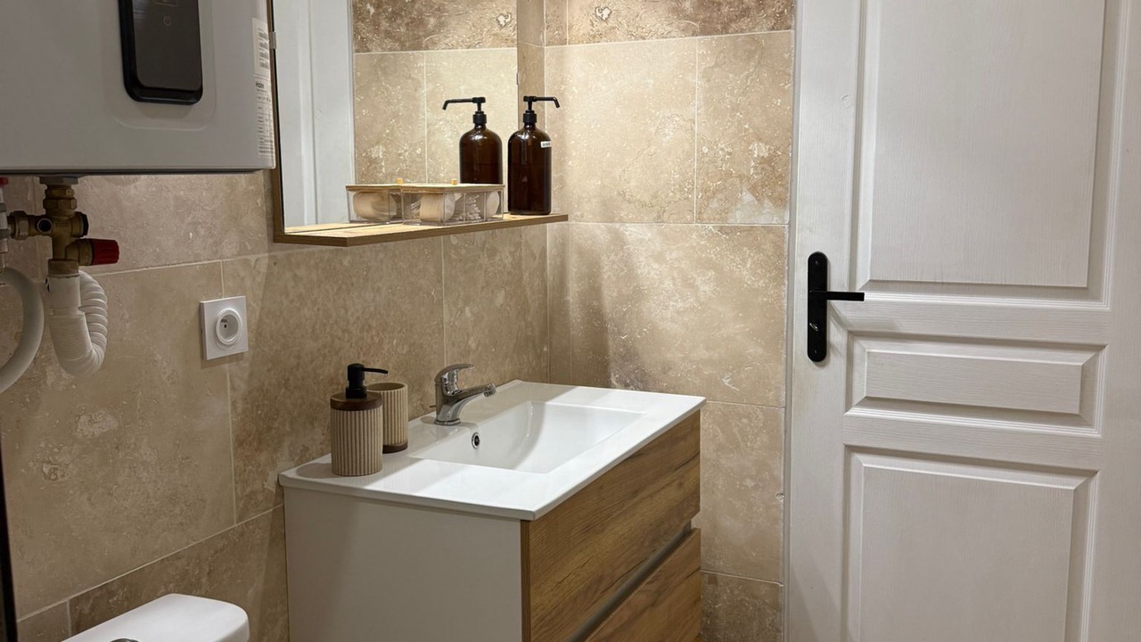 Photo of Bathroom in Evreux