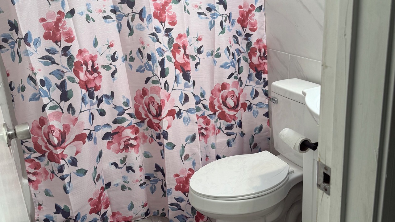 Photo of Bathroom in Blytheville