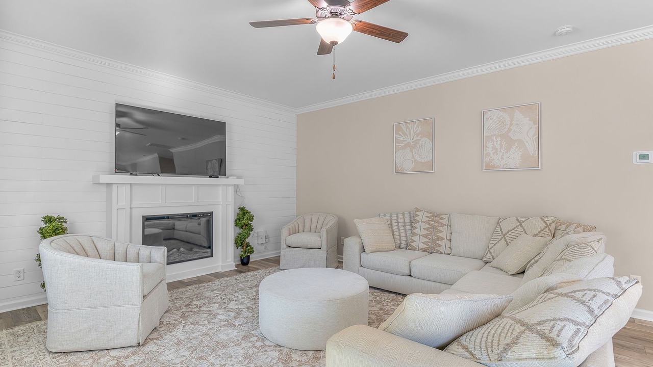 Photo of Livingroom in East Ocean View