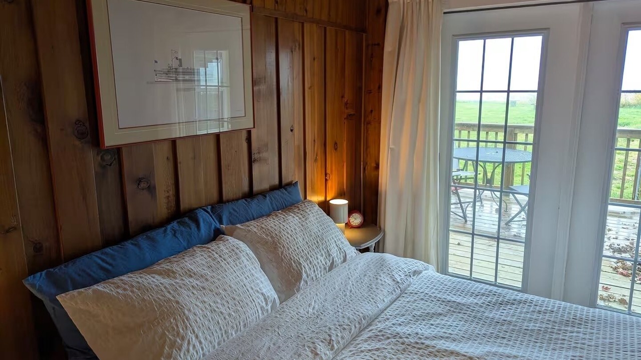 Photo of Bedroom in Leamington