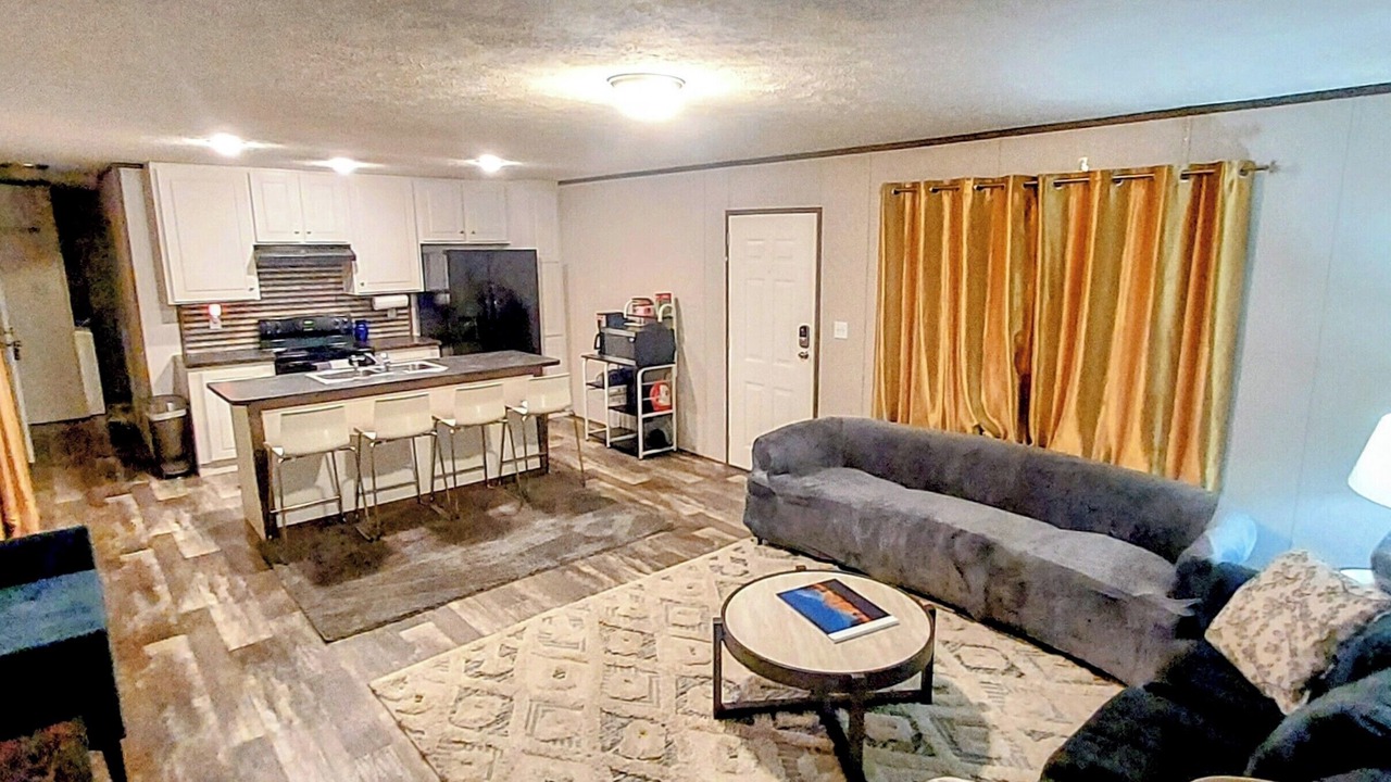 Photo of Livingroom in Camp Taylor