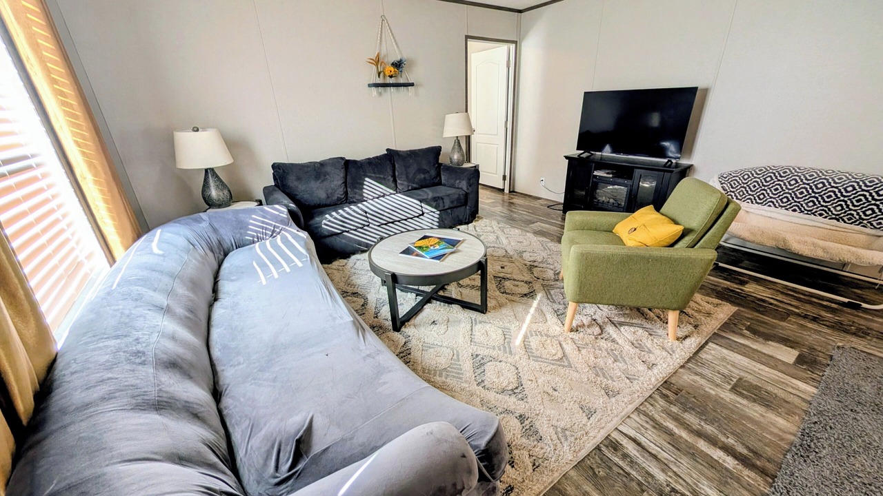 Photo of Livingroom in Camp Taylor