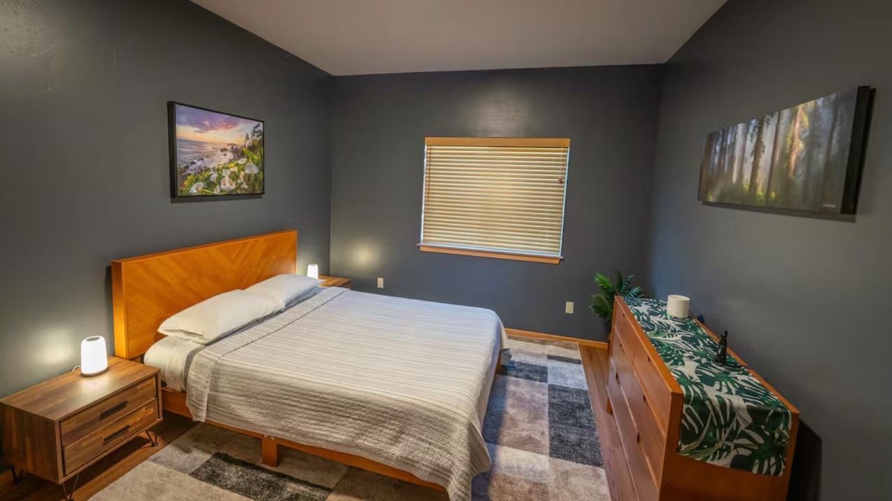 Photo of Bedroom in Sutherlin