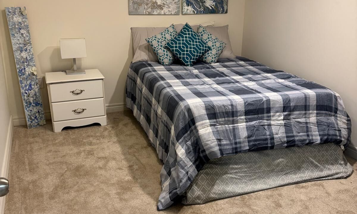 Photo of Bedroom in Oshawa