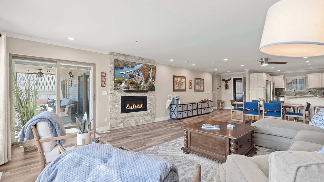 Photo of Bedroom in Sunrise Beach
