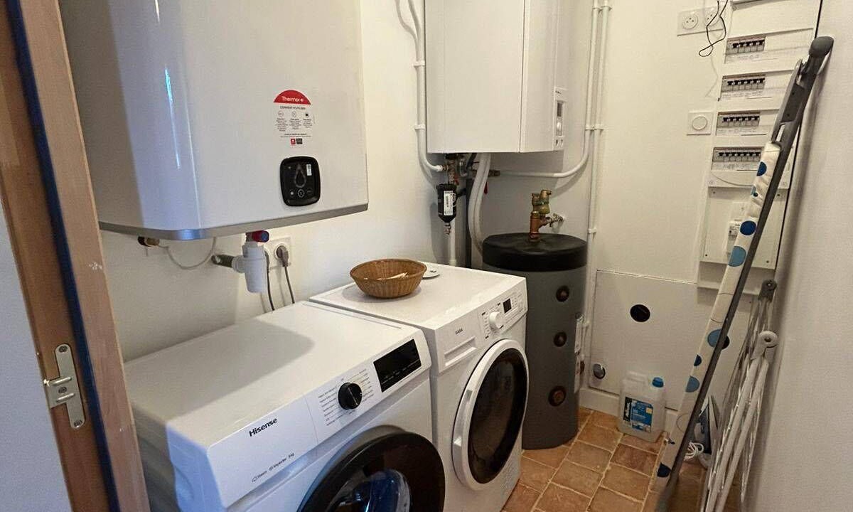 Photo of Others in Astille