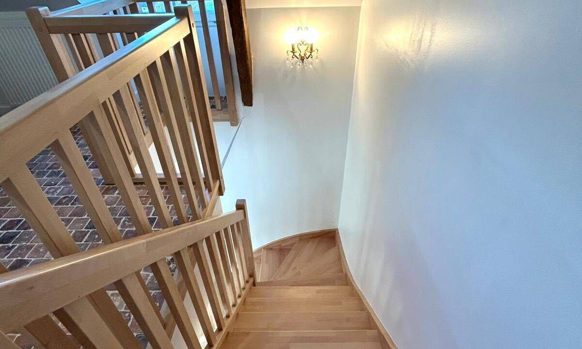 Photo of Others in Astille