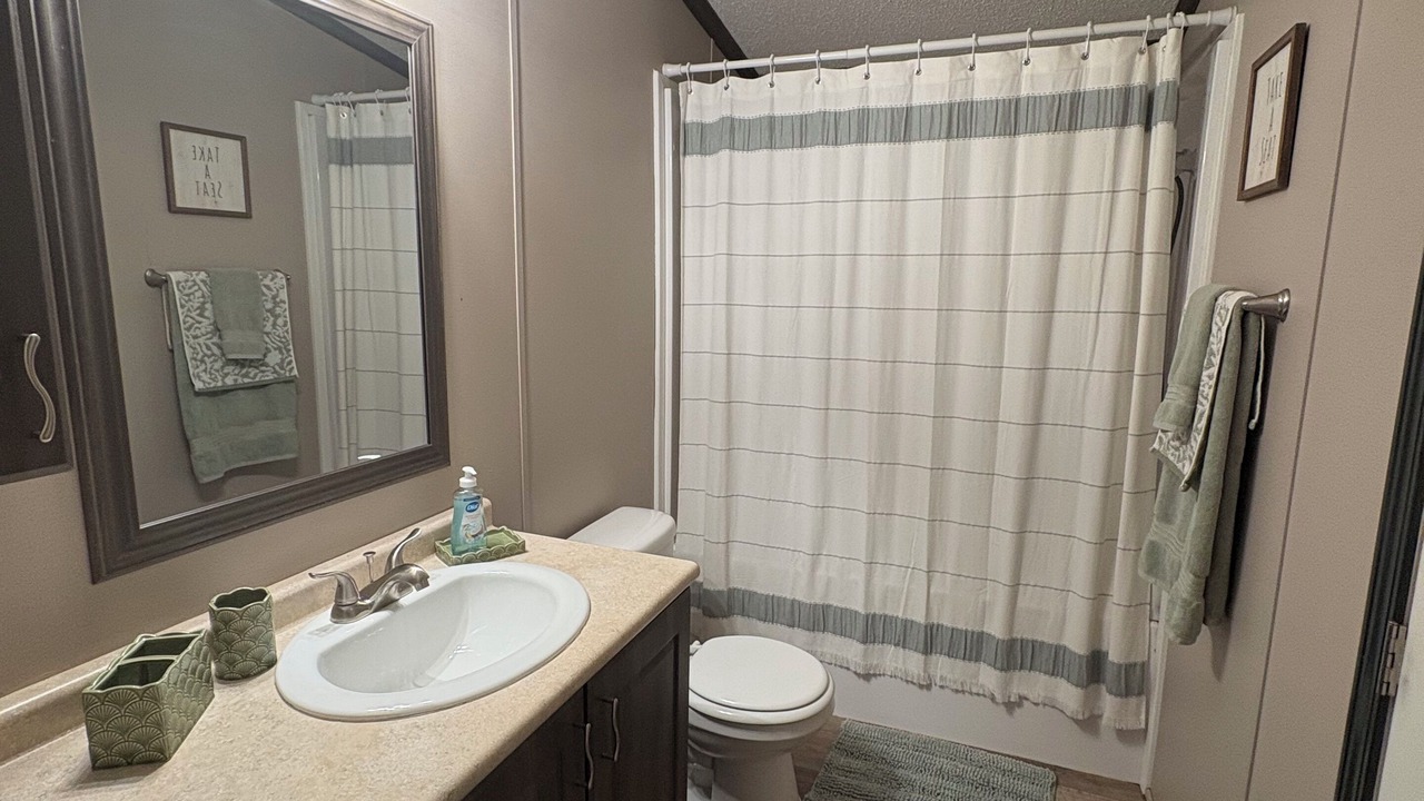 Photo of Bathroom in Graford