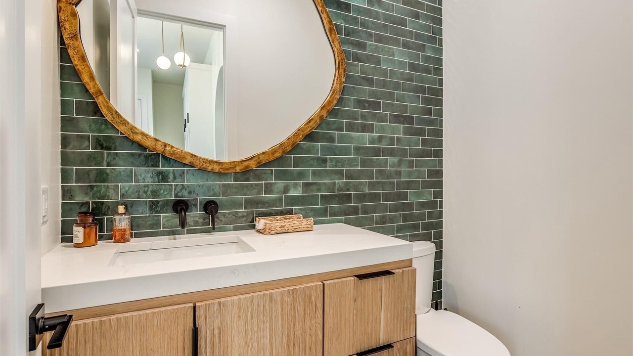 Photo of Bathroom in Eufaula