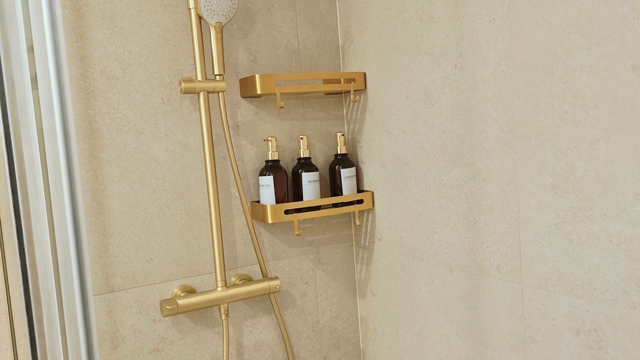 Photo of Bathroom in Issy-les-Moulineaux