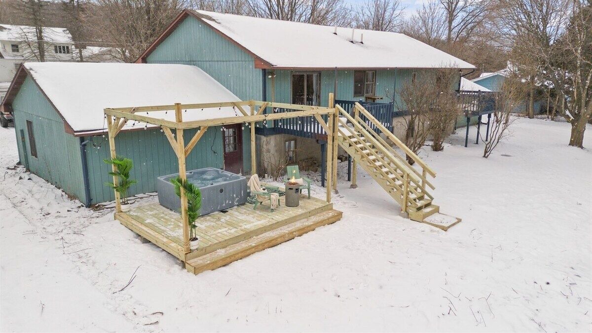 Photo of Outdoor in Newfield