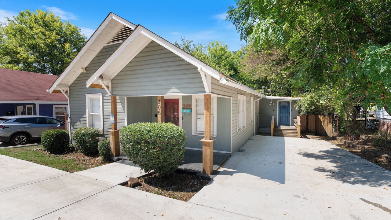 Photo of Outdoor in Capital View