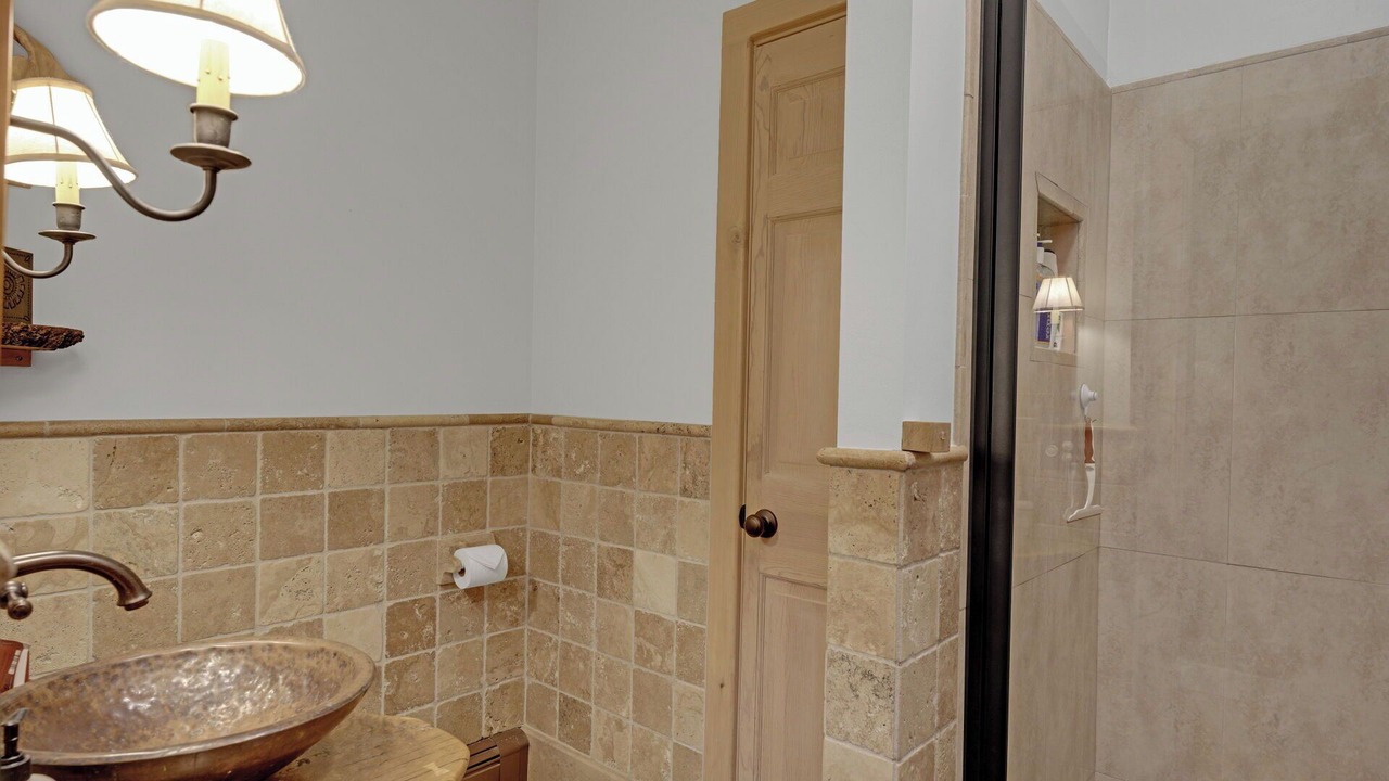 Photo of Bathroom in Ellicottville