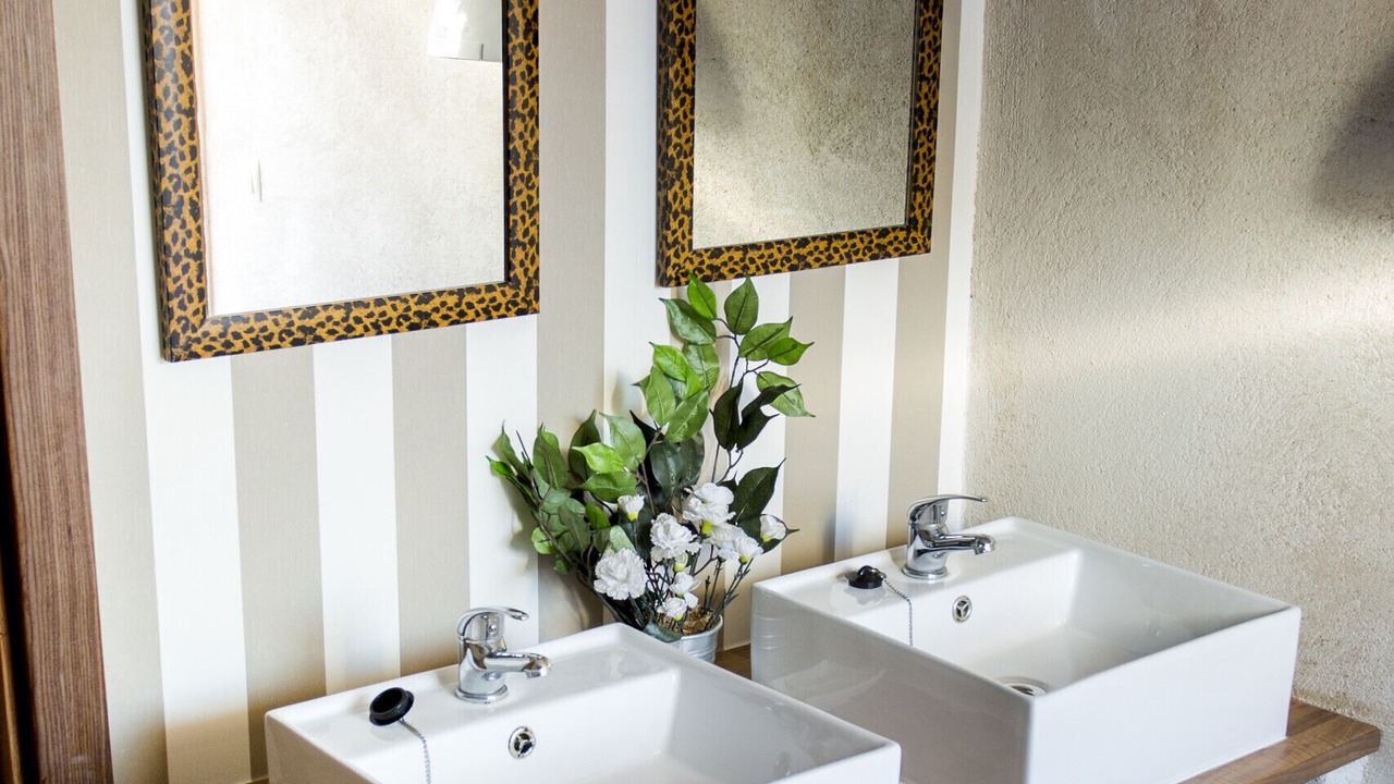 Photo of Bathroom in Velayos