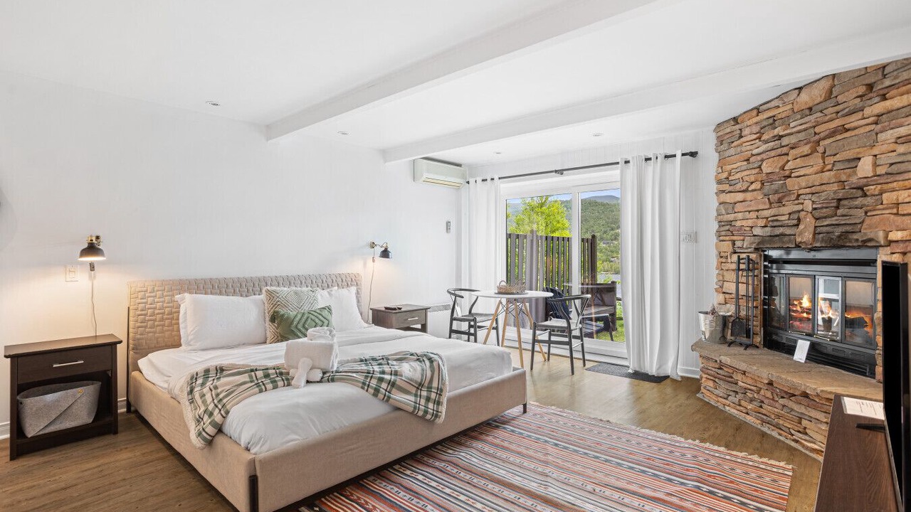 Photo of Bedroom in Mont-Tremblant