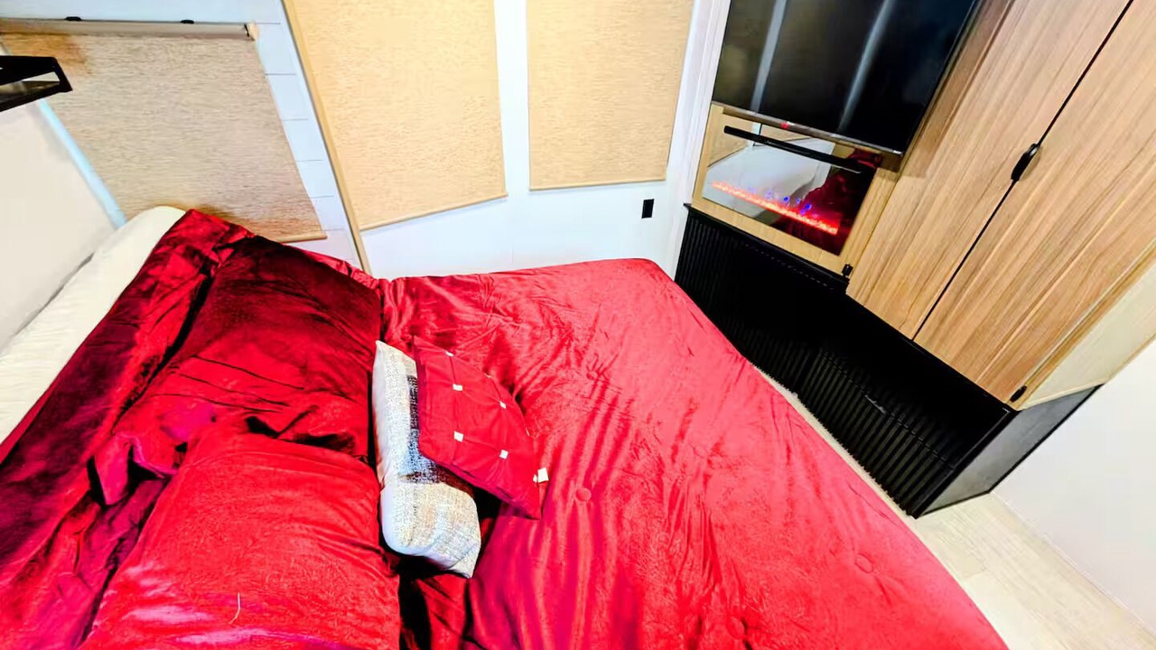 Photo of Bedroom in Will County