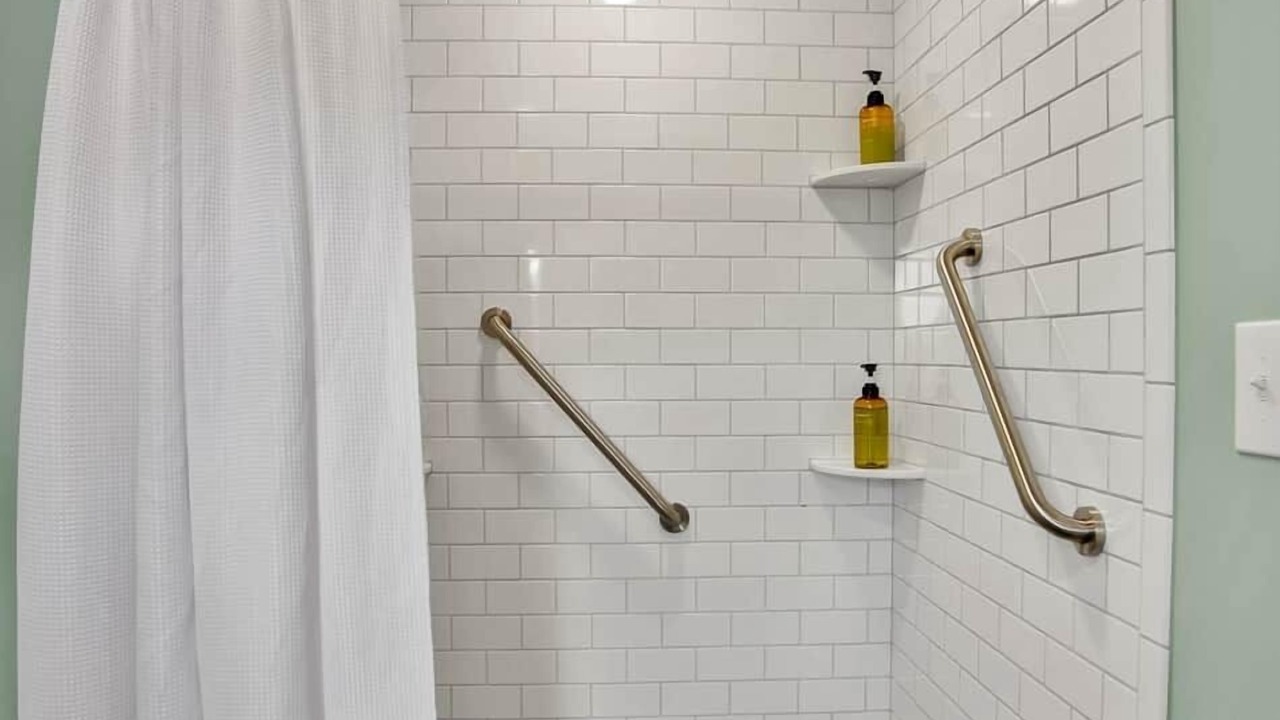 Photo of Bathroom in Arnot