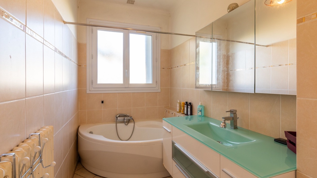 Photo of Bathroom in Villeneuve-sur-Lot