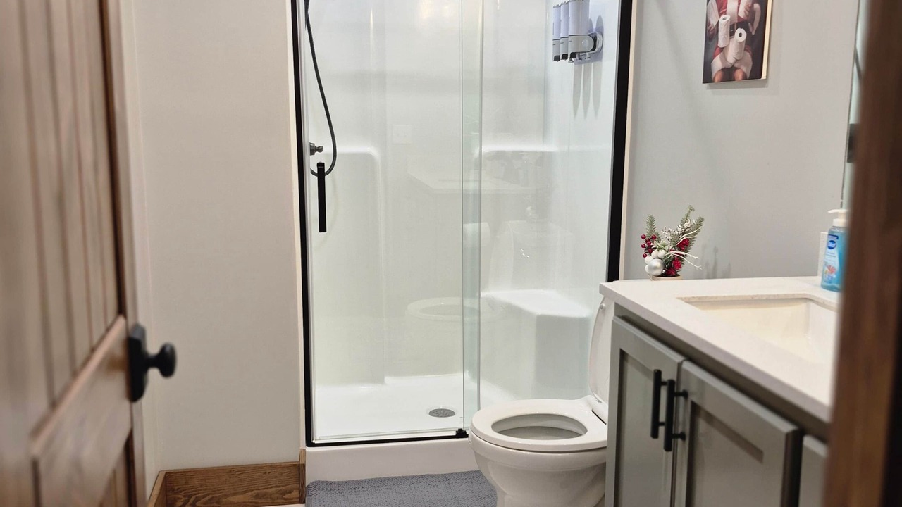 Photo of Bathroom in Iuka