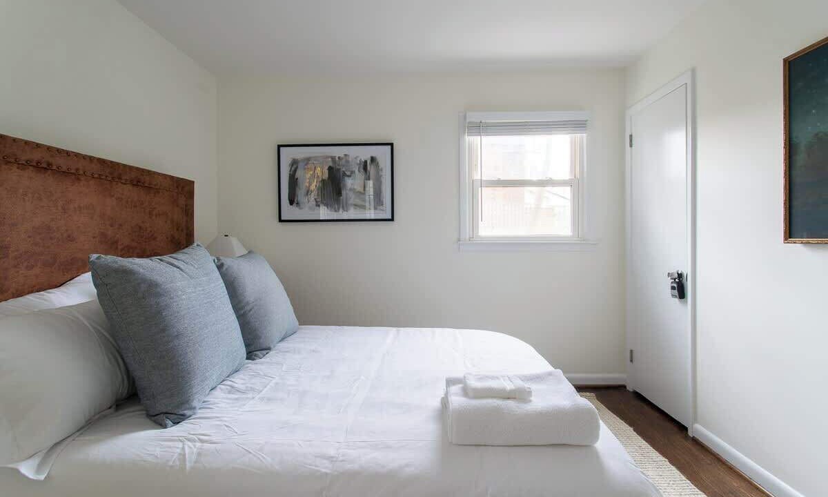 Photo of Bedroom in Southeast Raleigh