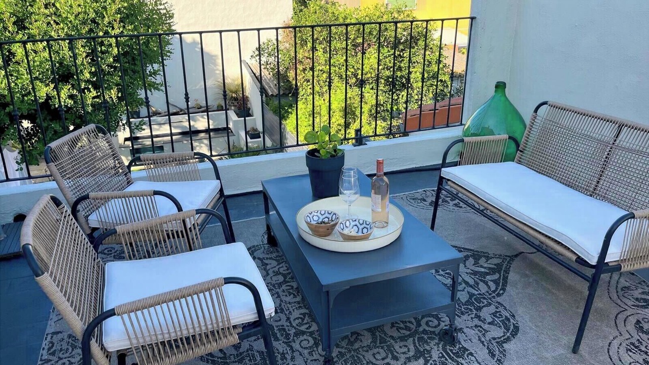 Photo of Patio Balcony in Bas-Vernet