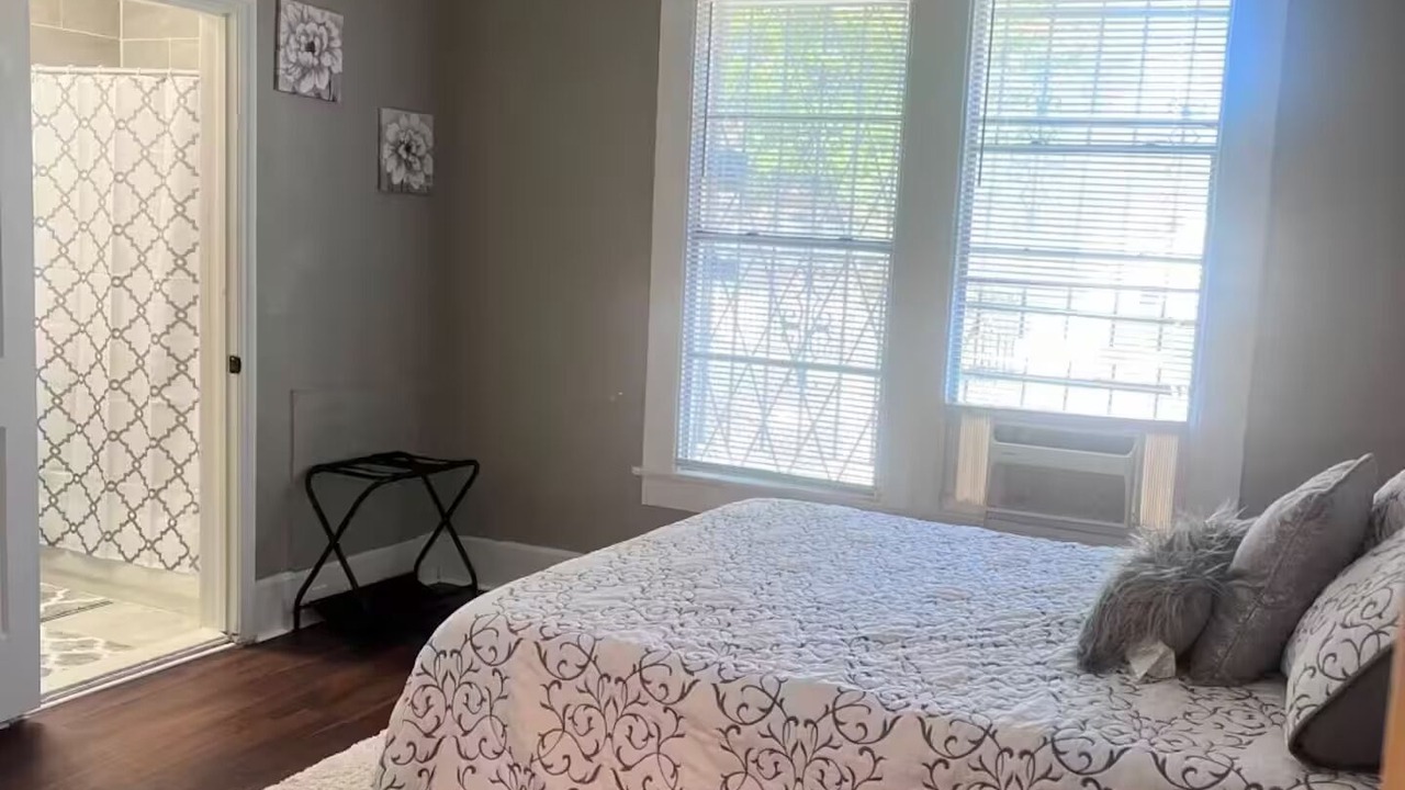 Photo of Bedroom in Greater East End