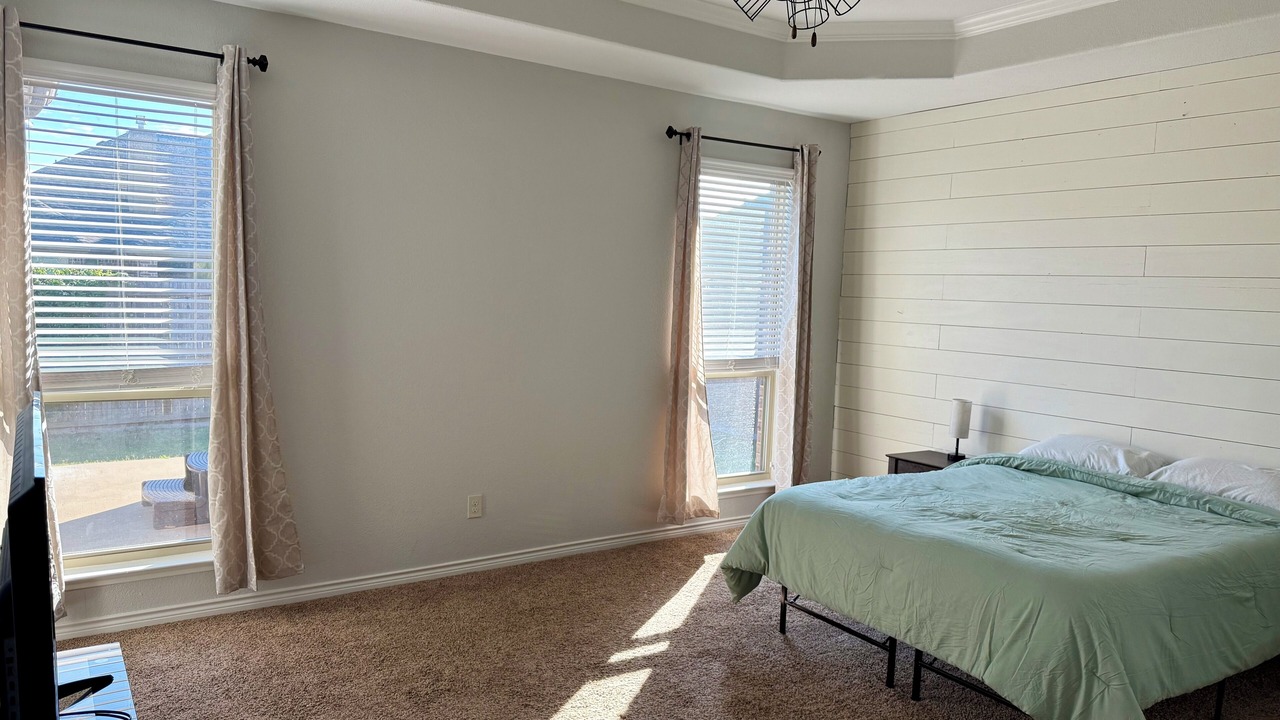 Photo of Bedroom in Heath
