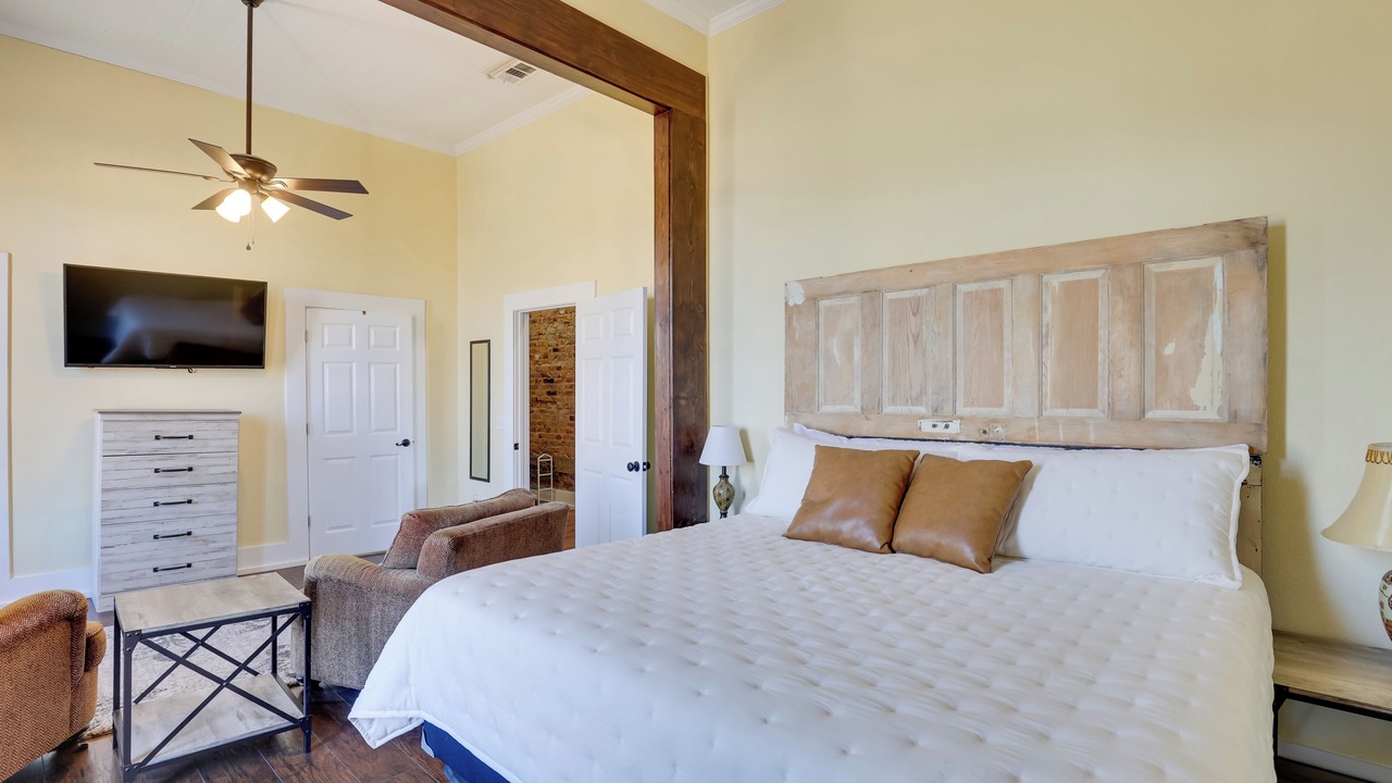 Photo of Bedroom in Marshall