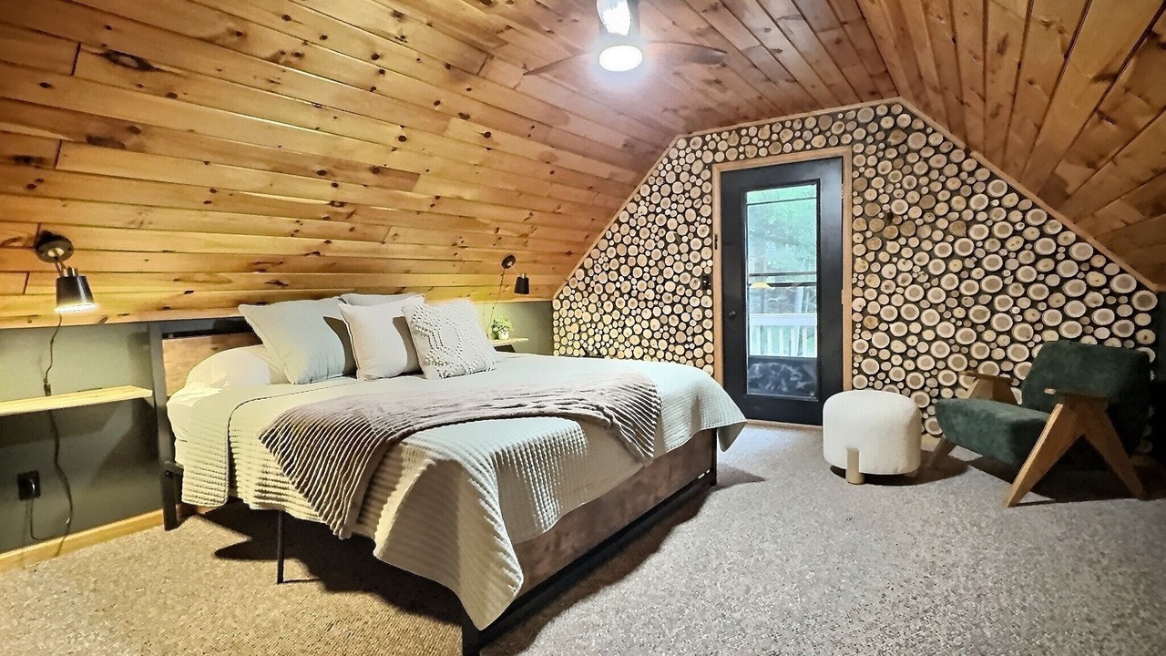 Photo of Bedroom in Ellicottville